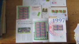 Fußball Briefe + Ganzsachen tolle Sammlung meist Deutschland Bundesrepublik 190 St.