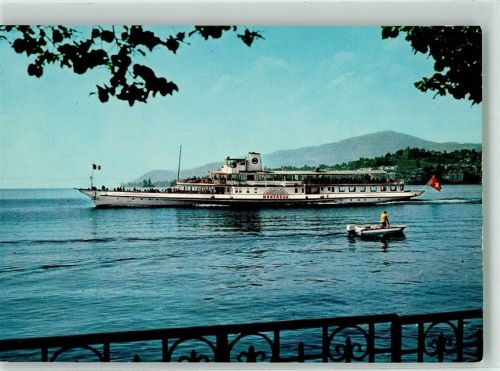 Lausanne Losanna Raddampfer Montreux auf dem Genfersee Binnenschiff Foto AK