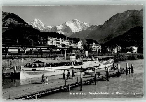 Interlaken Motorschiff Bebenberg auf dem Brienzersee mit Mönch und Jungfrau Binnenschiff Foto AK
