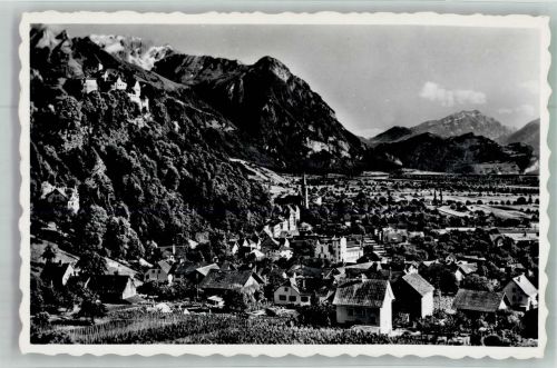 9490 Vaduz Foto AK Schloss