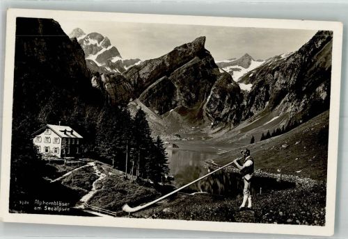 Bläser am Seealpsee Alphorn