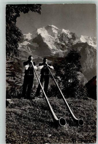 Bläser Tracht mit Jungfrau Alphorn