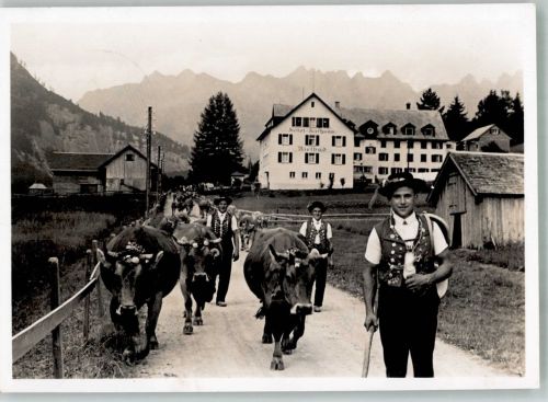 Rietbad Tracht Alpabfahrt Tracht Schweiz 1957 Foto AK