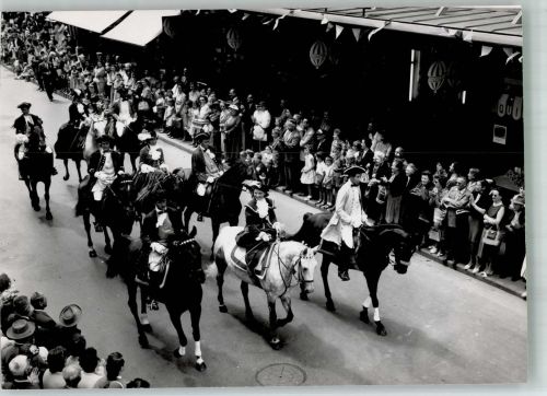 Biel/Bienne Ort lt. Fotograf Festumzug Tracht Schweiz Foto AK