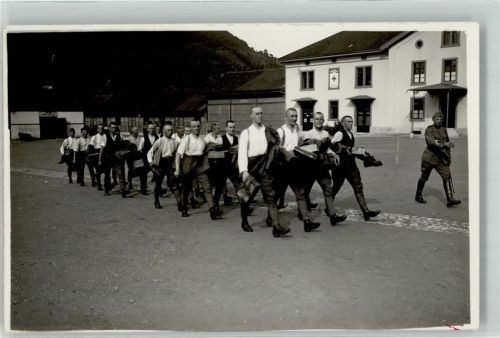 Aarburg Uniform Ort lt. Fotograf
