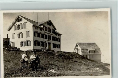 Weissbad 1927 Gasthaus z. Hohen-Kasten, Frauen mit Stickrahmen