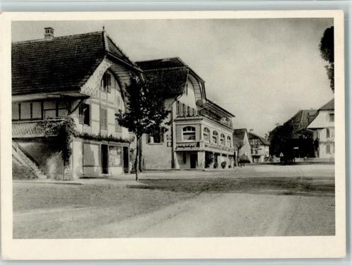 Ins 1940 Dorfplatz beim Gasthaus "Bären" AK