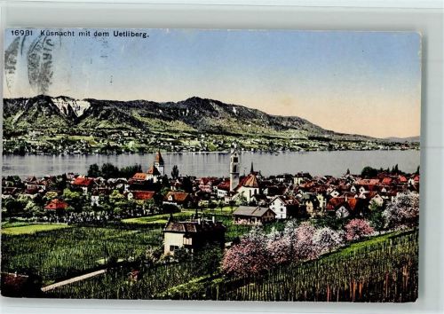 Küsnacht ZH Küsnacht mit Uetliberg