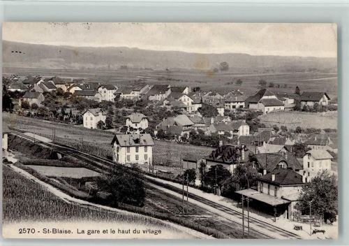 St-Blaise 1913 La gare et le haut du village