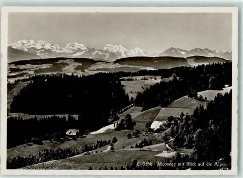 Langnau Moosegg mit Blick auf die Alpen