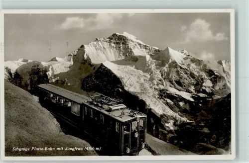 Schynige-Platte-Bahn Schynige Platte-Bahn mit Jungfrau