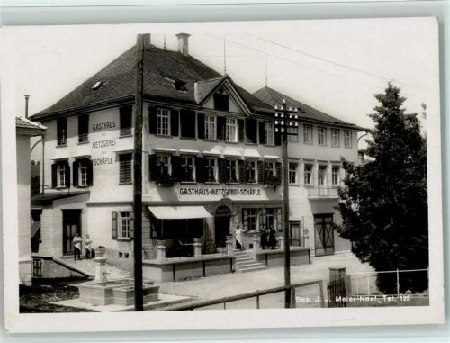 Wald AR 1943 Gasthaus und Metzgerei Schäfle , Mitarbeiter stehen vor dem Haus . sehr gute Erhaltung AK