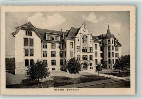 Reinach AG Schulhaus