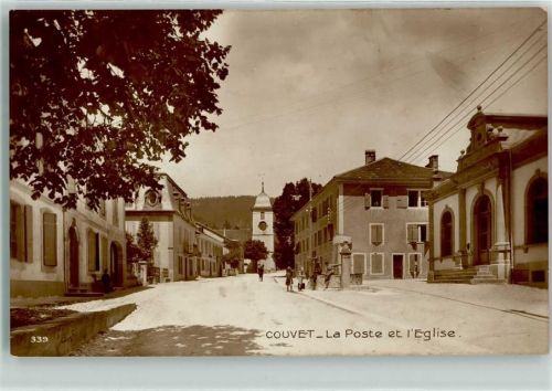 Couvet La Poste et l'Eglise Post Kirche