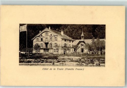 Champ-du-Moulin Hotel de la Truite Familie Frasse Fahne