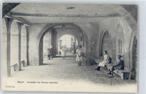 Nyon Arcades du Vieux-marche
