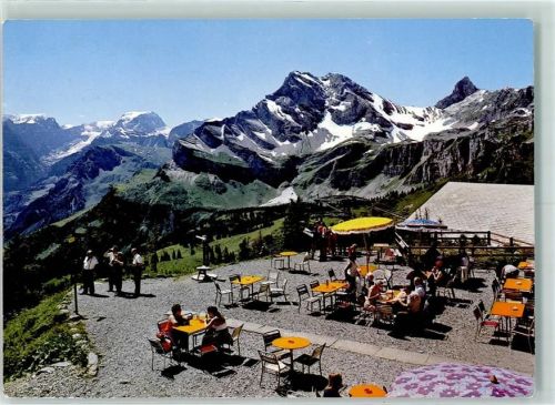 Braunwald Terrasse Bergrestaurant Gumen mit Blick auf Tödi Ortstock und Hoher Turm