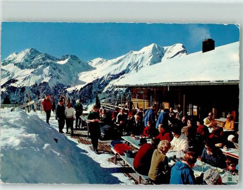 Oeschinen Restaurant Sonnenterrasse Bergstübli Winter