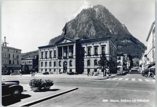 Glarus Rathaus, Glärnisch