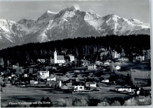 Flims Waldhaus Gesamtansicht, Piz Rieln