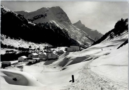 Splügen Gesamtansicht Winter