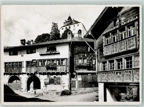 9470 Werdenberg - Alte Häuser im Dorf