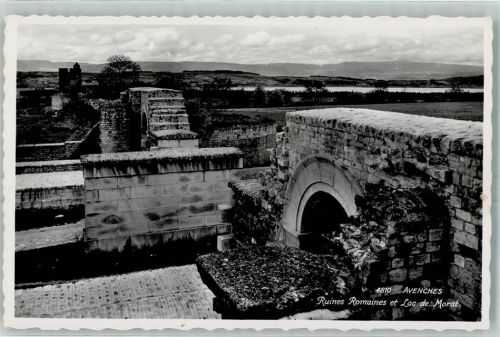 Avenches Ruine Romaines et Lac de Morat