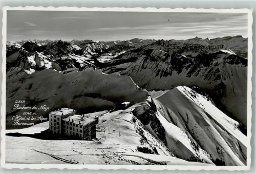Rochers de Naye L'Hotel et les Alpes Bernoises Winter