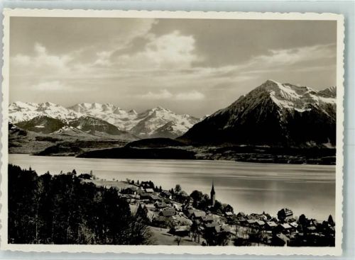 Hilterfingen Thunersee Niesen Blümlisalp