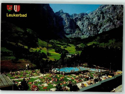 Leukerbad Fliegeraufnahme Thermalbad