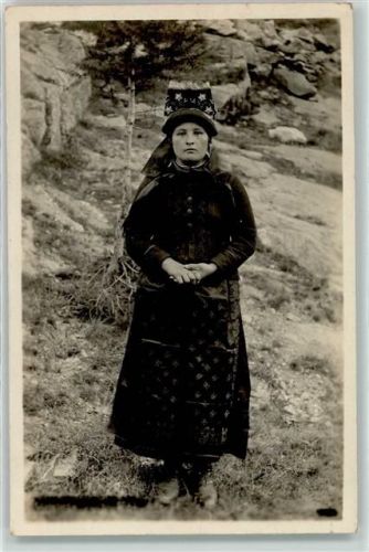 Trachtenfrau