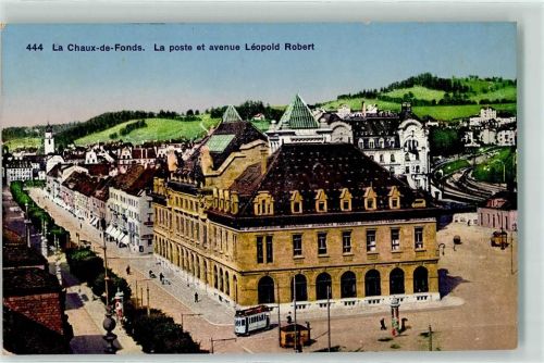 La Chaux-de-Fonds La Poste et Rue Leopold Robert Tram