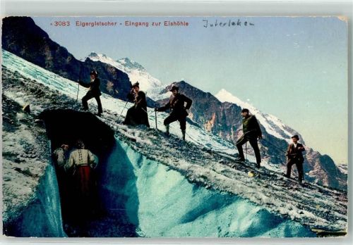 Eigergletscher Eisgrotte Bergsteiger