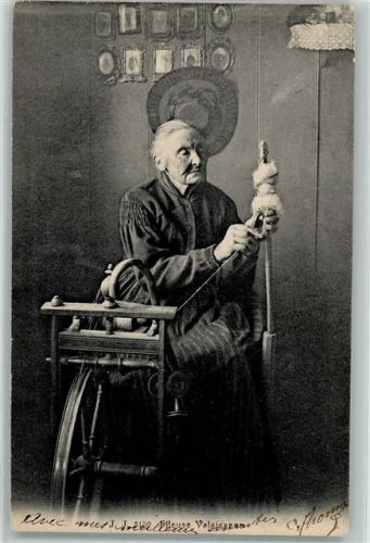 Sion 1908 Walliser Frau am Spinnrad