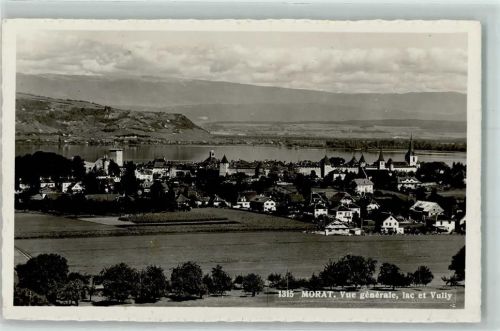 Murten See und Blick auf Vully