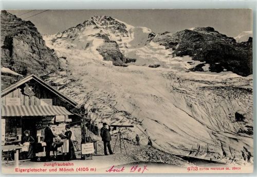 Jungfraubahn Station Eigergletscher Mönch