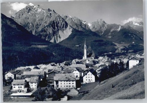 Sent Piz Pisoc, Schloß Tarasp