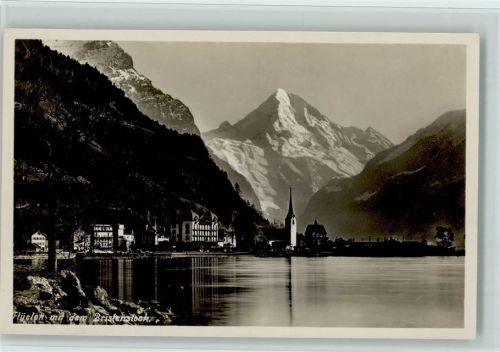 6454 Flüelen - mit dem Bristenstock