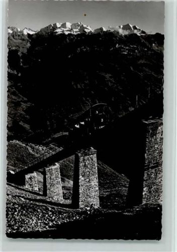 Niesen Niesenbahn Hegerenalp-Viadukt mit Blümlisalp und Doldenhörner