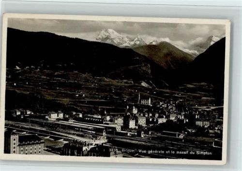 Brig Vue générale et le massif du Simplon