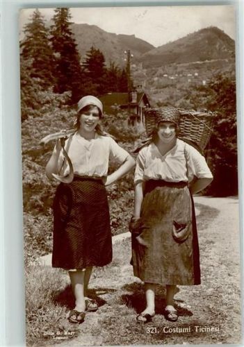 Grono 1933 Costumi Ticinesi