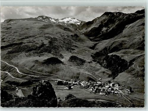Bivio Bivio am Julierpass mit Cuolms und Fuorcla Valletta