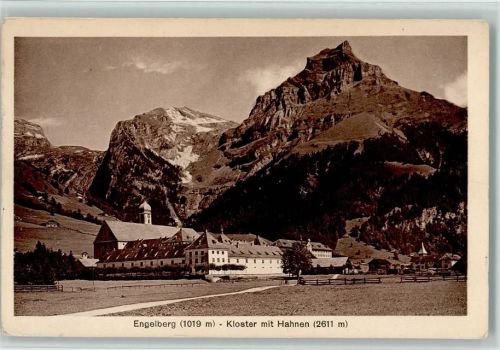 Engelberg Kloster mit Hahnen