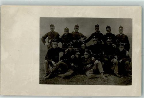 1914 Gruppenfoto mit Soldaten