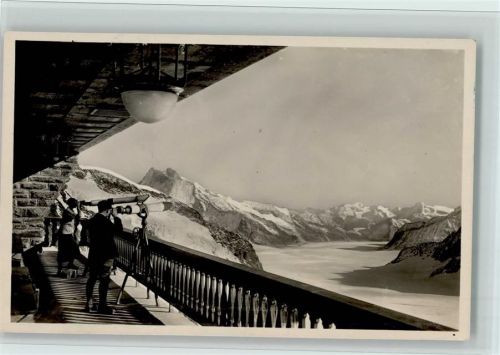 Jungfraujoch Blick von der Berghausterrasse auf Aletschlgetscher