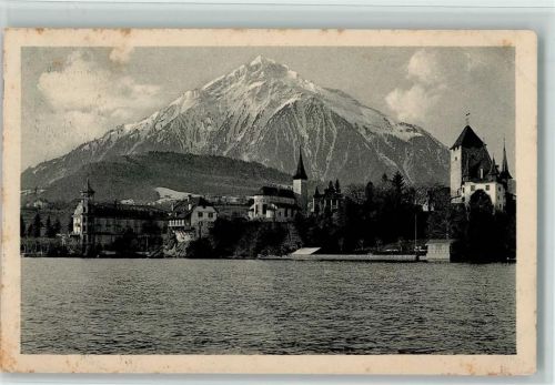 Spiez Schloss Spietz Niesen