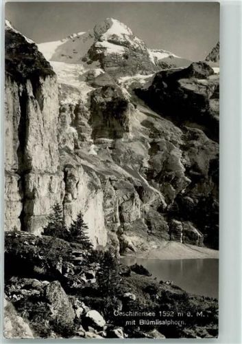 Kandersteg Oeschinensee Blümlisalphorn