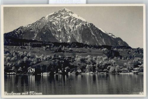 3705 Faulensee - Gesamtansicht, Niesen