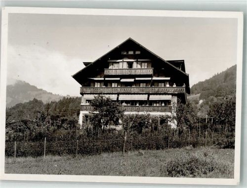 1832 Cornaux VD Montreux 1943 Foto AK Pension et Scotch