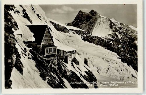Jungfraubahn Winter Station Jungfraujoch Gasthaus Blick gegen Kamm AKU1